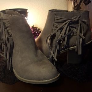 Size 11 faded glory boots